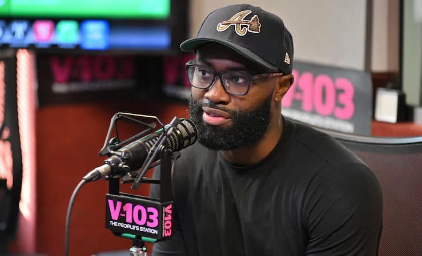 开云在线开户-将去老鹰？杰伦-布朗：我奶奶也希望我代表家乡出战，拭目以待吧