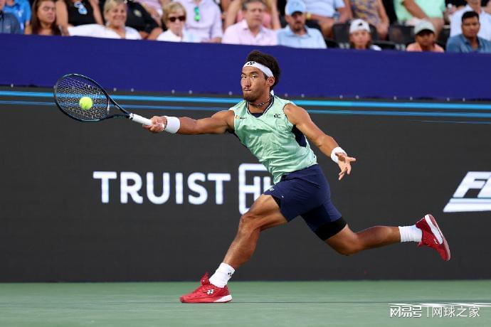 开云体育官网-郑钦文排名再降！男女单TOP100中国球员仅三人