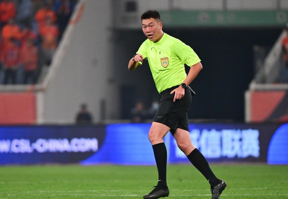 陈金栋首秀！麦麦提江主哨鲁申，甘树然执法京豫，刘威吹首尾对话