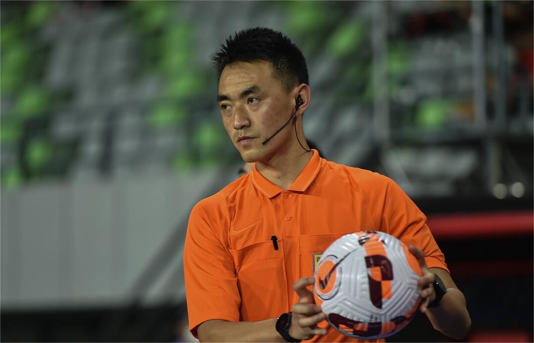 陈金栋首秀！麦麦提江主哨鲁申，甘树然执法京豫，刘威吹首尾对话