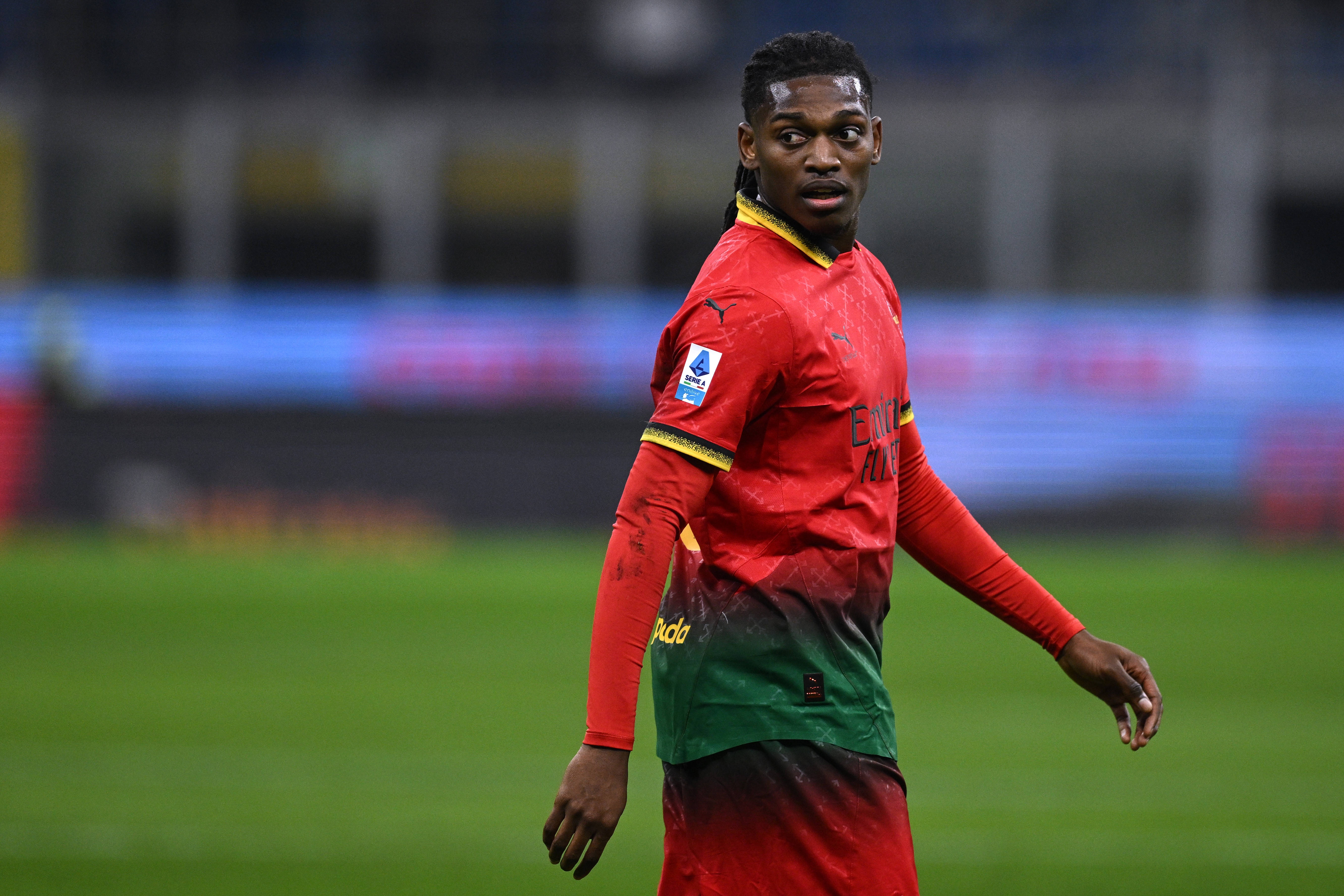 迪马：莱奥预计下周复出，S-希门尼斯和普利西奇预计周末搭档锋线