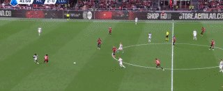 【意甲】5分钟连入3球登顶，AC米兰3比0莱切