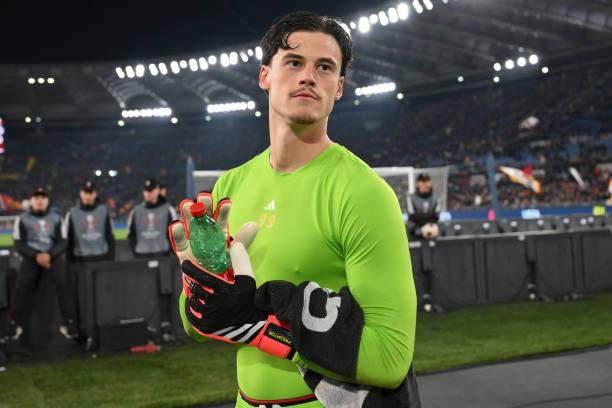 开云体育官网-穆帅签下的潜力门将，现已成为德罗西新罗马的象征