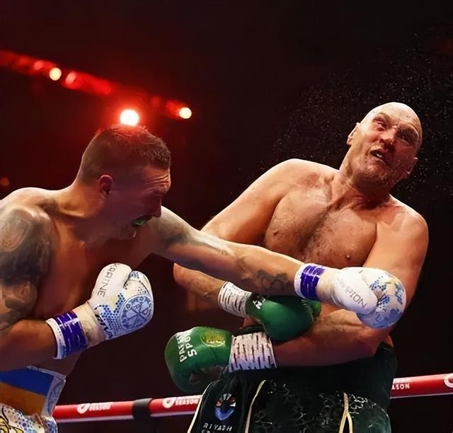 开云登录入口地址-重量级霸主乌西克签约白大拿，拳击界将迎格局巨变|UFC|拳坛|WWE|WBC|WBA_新浪体育_新浪新闻