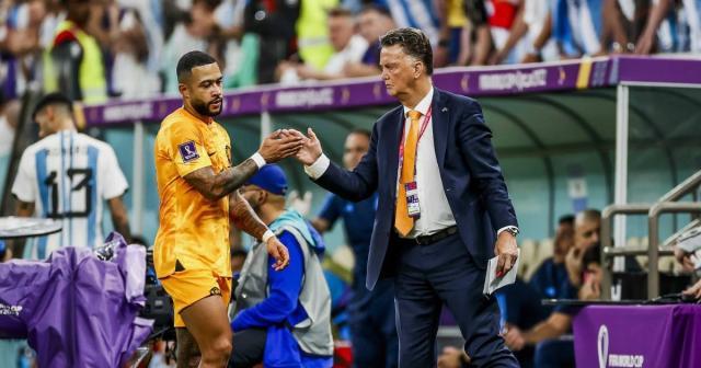 开云在线开户-梅西向荷兰2球射手爆粗口 范加尔：点球又输是耻辱