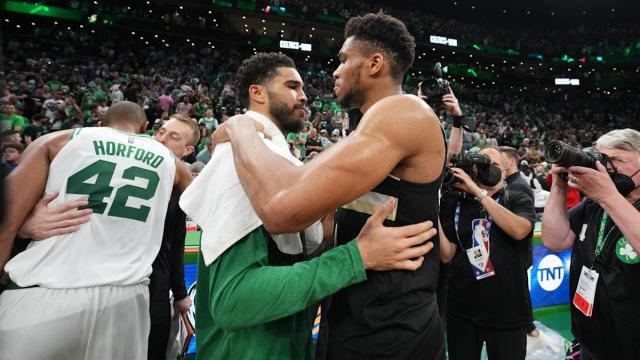 开云体育app-绿军淘汰卫冕冠军的秘诀，孤立字母哥成不二法门