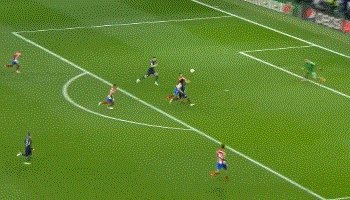 1649884879845005835.gif 开云体育官网-【欧冠】京多安中立柱 曼城客场平10人马竞打进4强