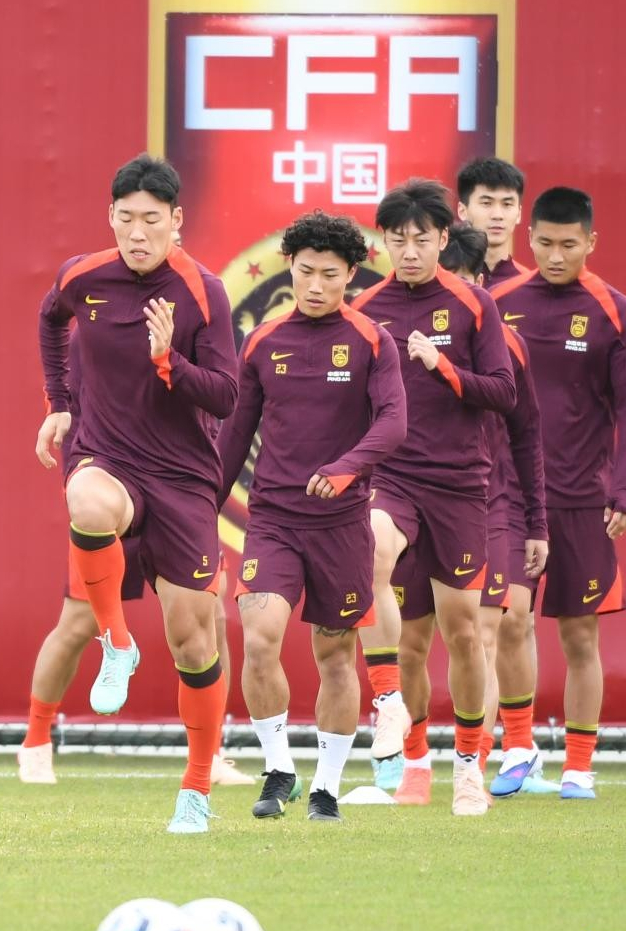 开云在线开户-国足结束今年首期集训，U23国脚高光表现倒逼老大哥进步|中国队|热身赛|迪拜|亚洲杯|U23亚洲杯_新浪新闻