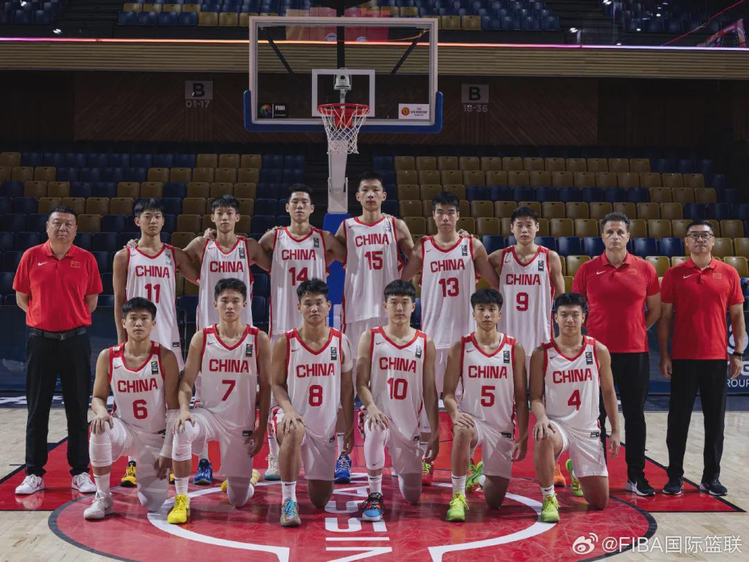 54-27！中国男篮狂输篮板球！又是一次亚洲杯亚军