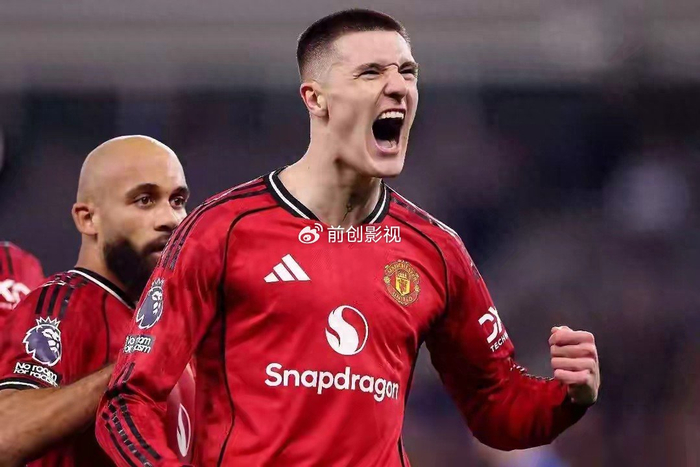 开云体育官网-卡里克妙手回春！曼联妖星替补三连杀，红魔DNA正在苏醒|斯洛文尼亚足球队|托马斯-卡里克|索尔斯克亚|谢什科|埃弗顿_新浪体育_新浪新闻