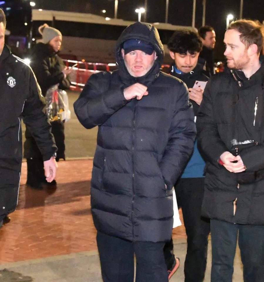 开云登录入口地址-鲁尼和妻子现身老特拉福德，观看凯完成英格兰青年足总杯首秀