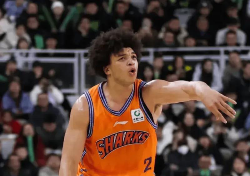 开云体育app-上海淘汰广东!弗格+三内齐爆,马典成惊喜,广东双外空砍63分!