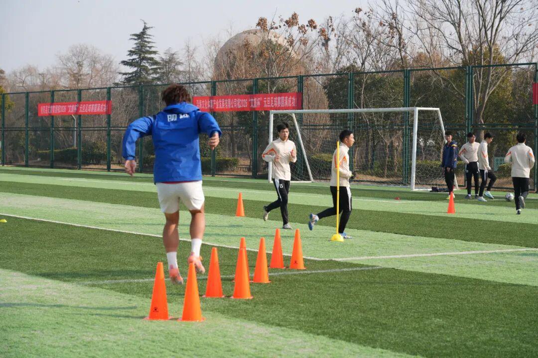 开云登录入口地址-以家乡为名 为荣耀而战！射阳鹤舞队淬锋砺剑竞逐“盐超”