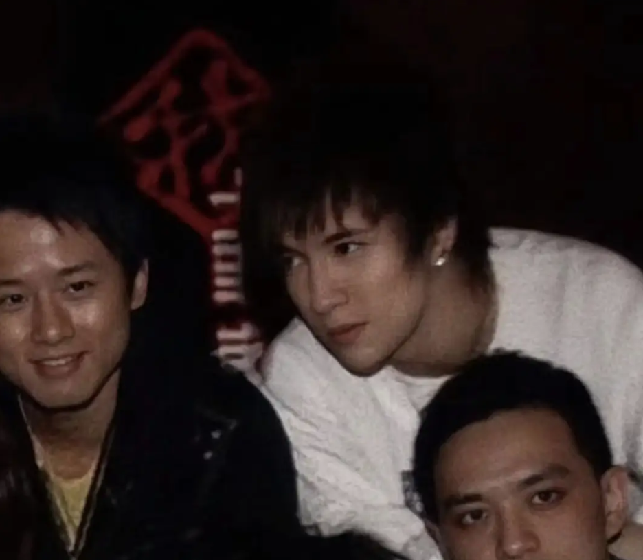 开云在线开户-薛之谦风波持续发酵,诸多黑料被扒,谢娜发声补刀,胡彦斌躺枪