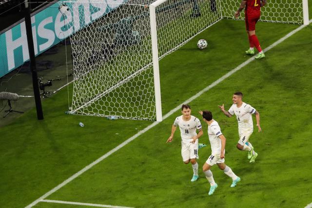 开云体育app-【人物】欧洲杯蓝黑德比，神奇小子巴雷拉笑到了最后