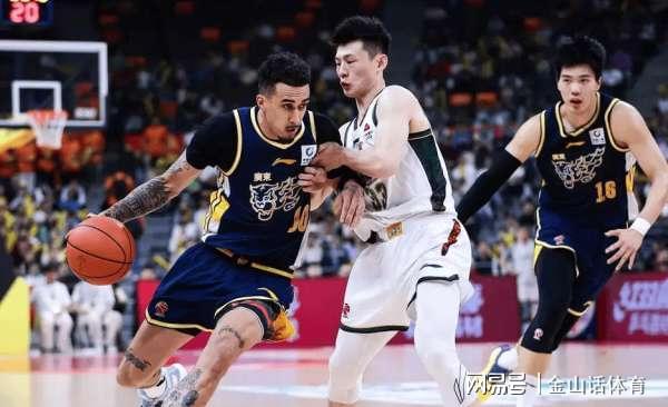 开云体育app-唉！3首发运动战0分，6替补23中4，谁打的好换谁，粤迷直呼看不懂