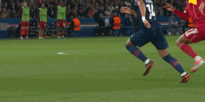 开云体育app-巴黎2-0利物浦，克瓦拉茨赫利亚一条龙，杜埃建功，利物浦0射正