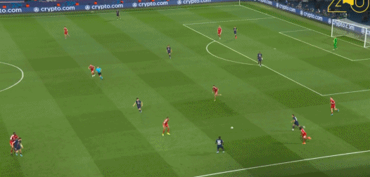 开云在线开户-半场：巴黎1-0利物浦，杜埃折射破门，马马尔达什维利屡救险