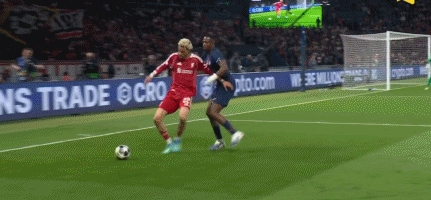 开云体育app-巴黎2-0利物浦，克瓦拉茨赫利亚一条龙，杜埃建功，利物浦0射正